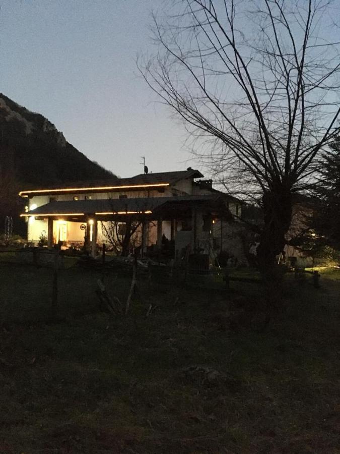 佩罗多克乡村民宿 Roure Turin 外观 照片